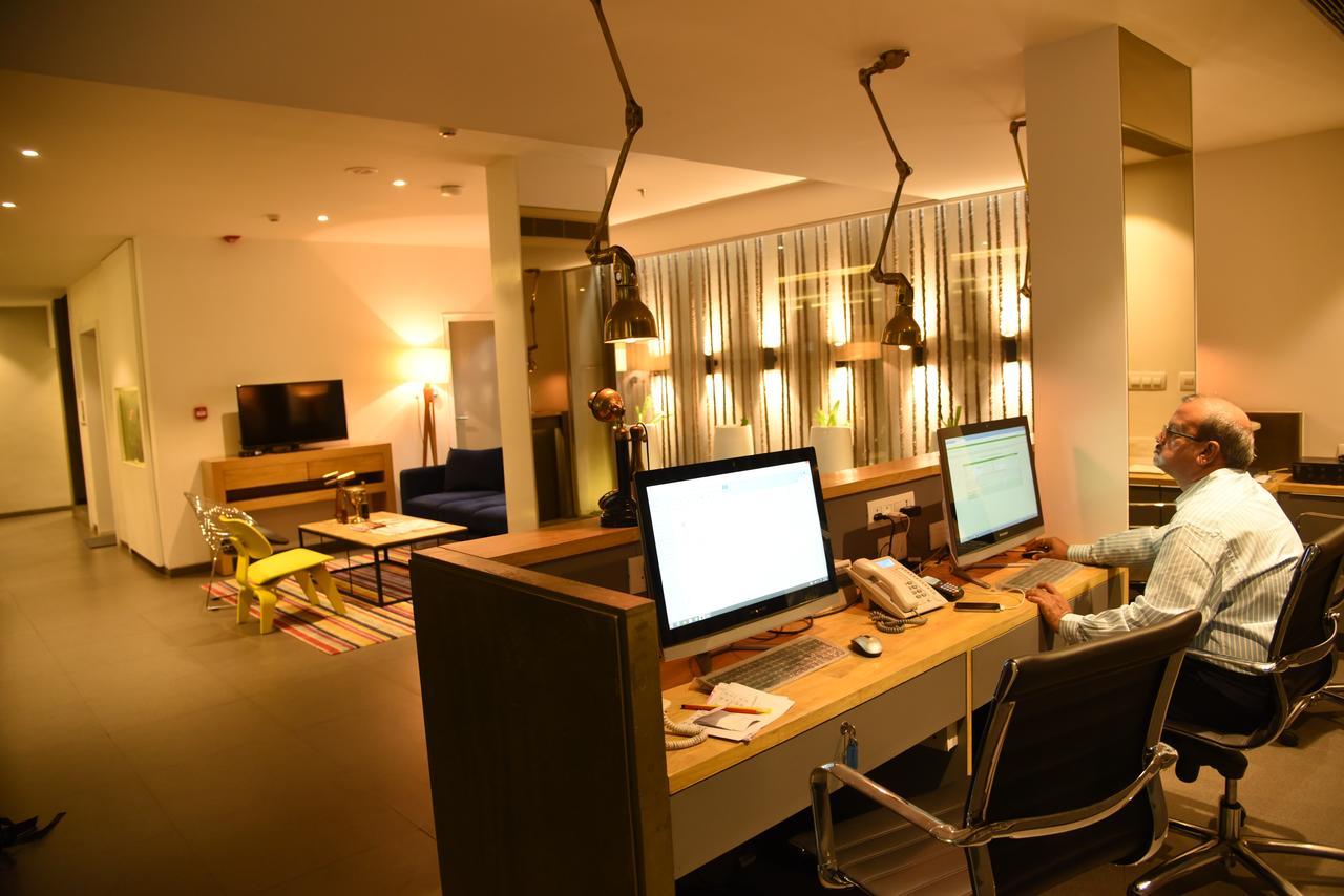 The Port Hotel วิสาขปัตนัม ภายนอก รูปภาพ