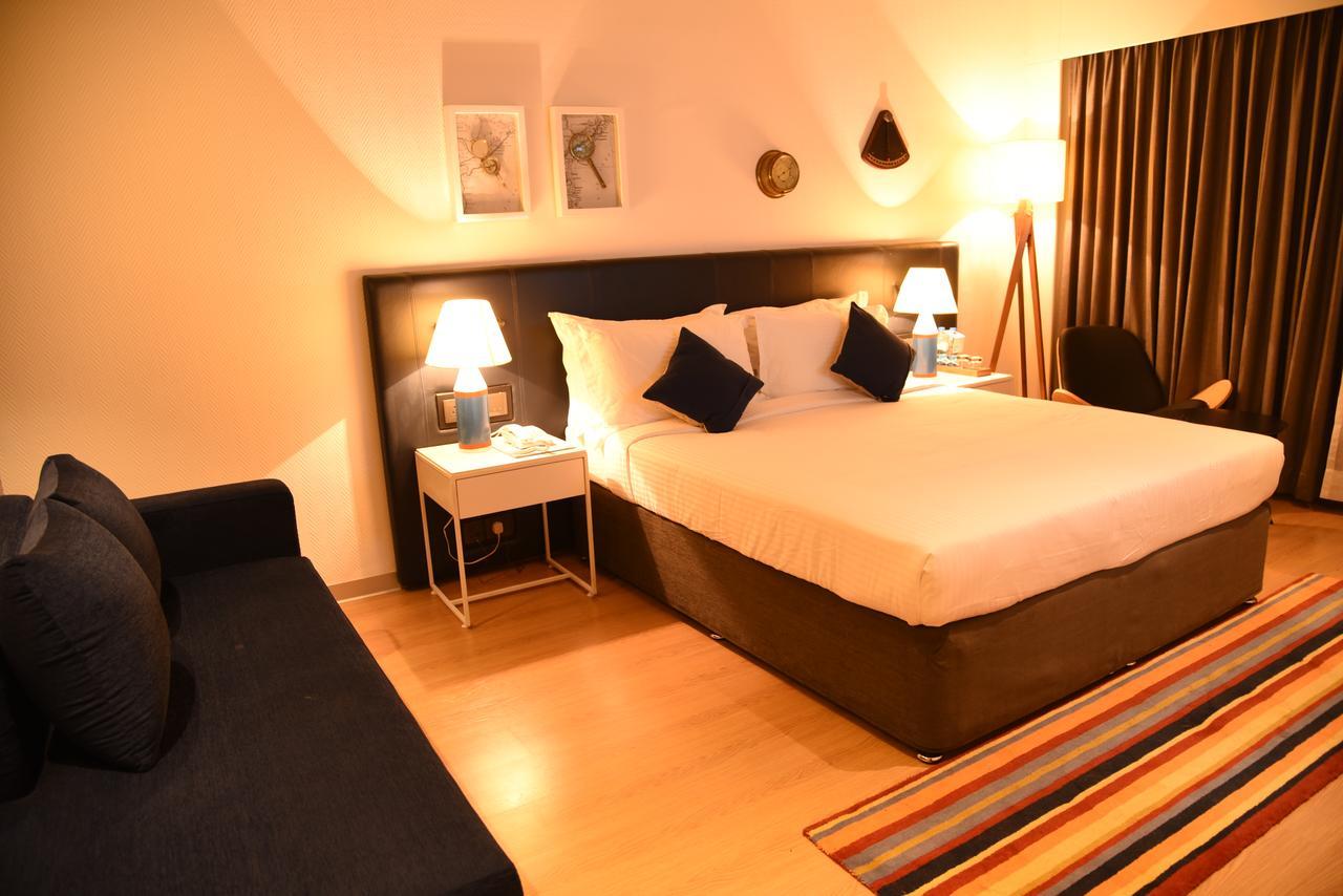 The Port Hotel วิสาขปัตนัม ภายนอก รูปภาพ