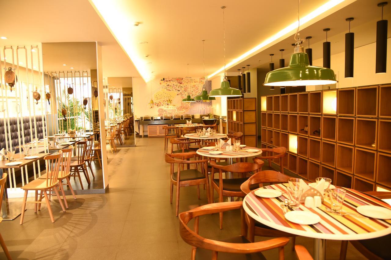 The Port Hotel วิสาขปัตนัม ภายนอก รูปภาพ