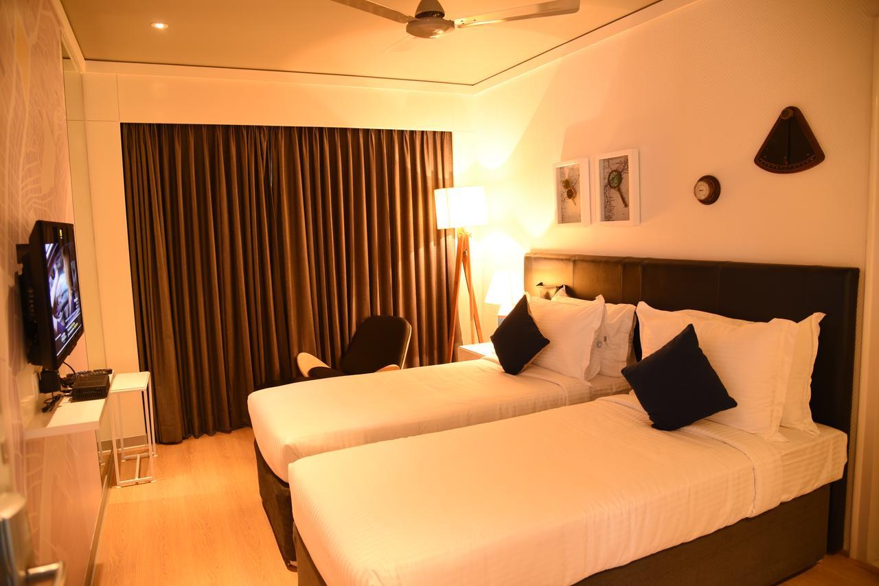 The Port Hotel วิสาขปัตนัม ภายนอก รูปภาพ