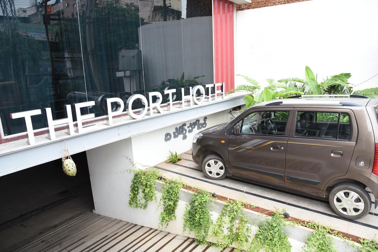 The Port Hotel วิสาขปัตนัม ภายนอก รูปภาพ